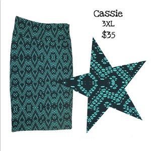 NWT LULAROE CASSIE SKIRT